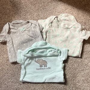 Joyful Elephant Print Bodysuit Set - Gray and Mint